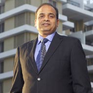 Why should a first time buyer choose Noida?